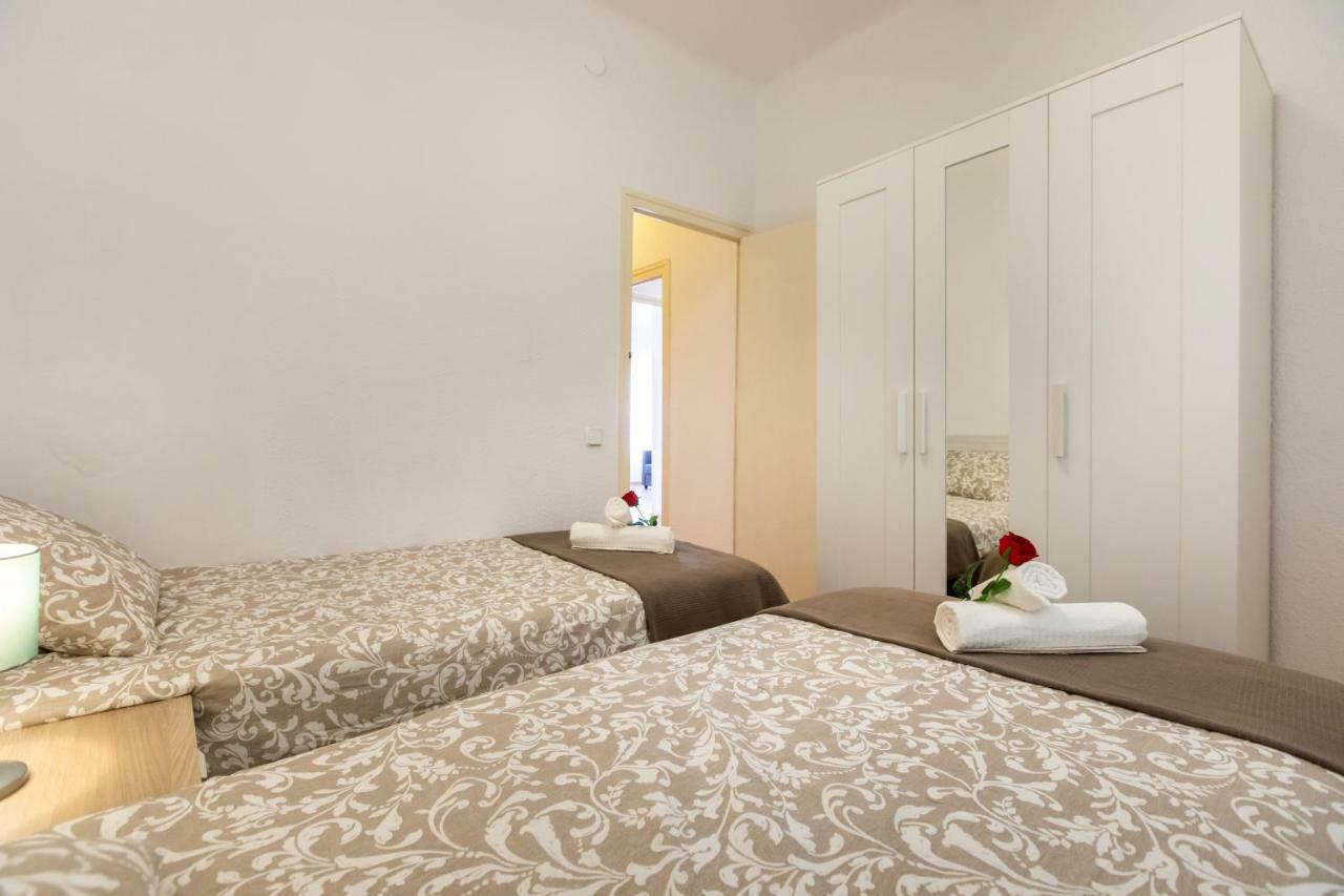Stay Barcelona Borne Apartment Екстер'єр фото